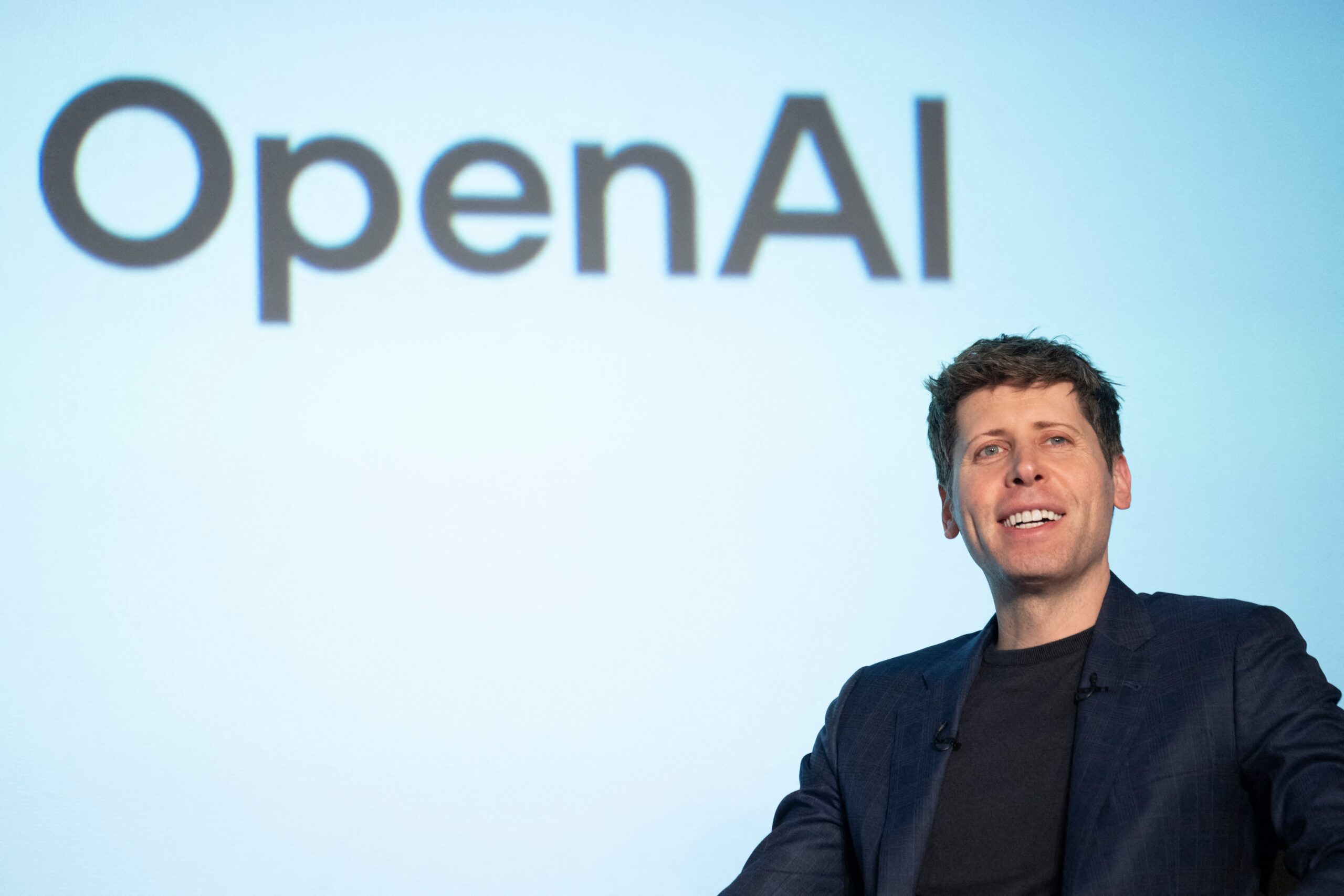 sam-altman-dismisses-elon-musk’s-bid-to-buy-openai-in-letter-to-staff