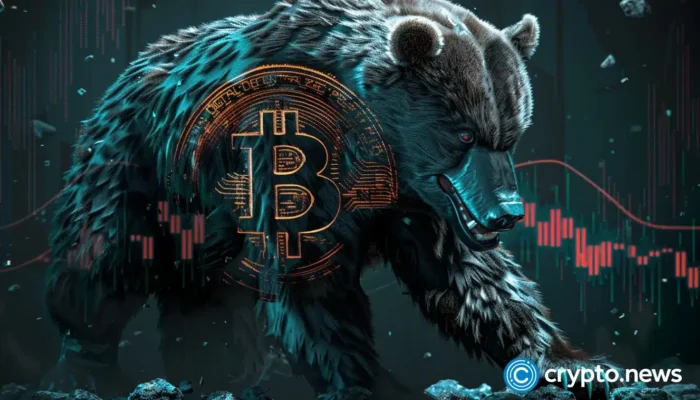 bitcoin-choked-by-‘exacerbating-sell-side-pressure’-from-short-term-holders:-report