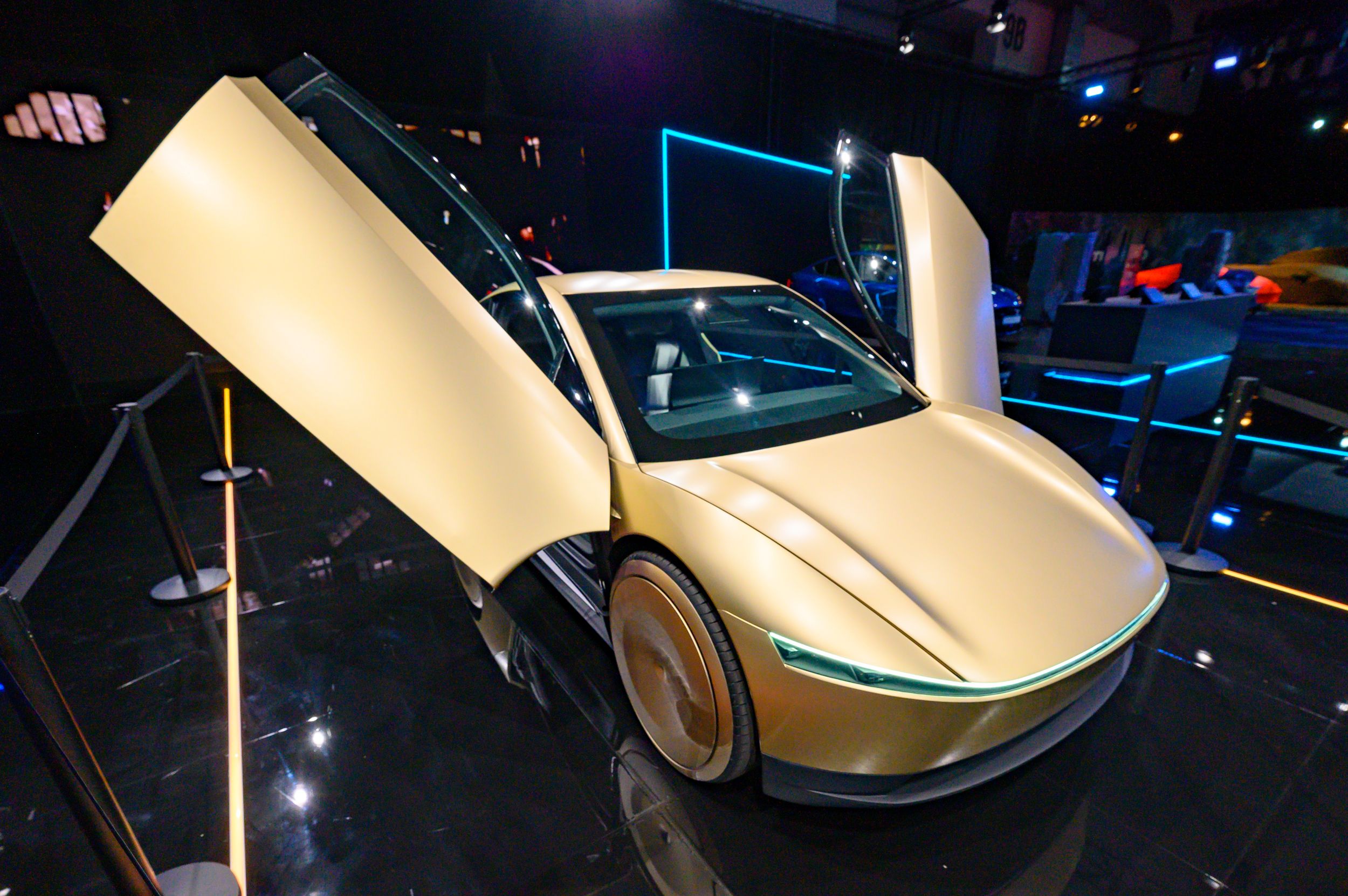tesla-got-a-permit-to-operate-a-taxi-service-in-california—but-there’s-a-catch