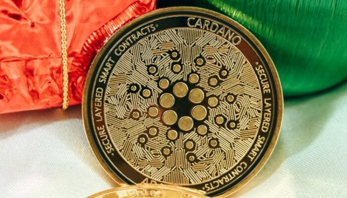 can-cardano-reclaim-$1?-analyst-says-ada-price-must-hold-this-crucial-level