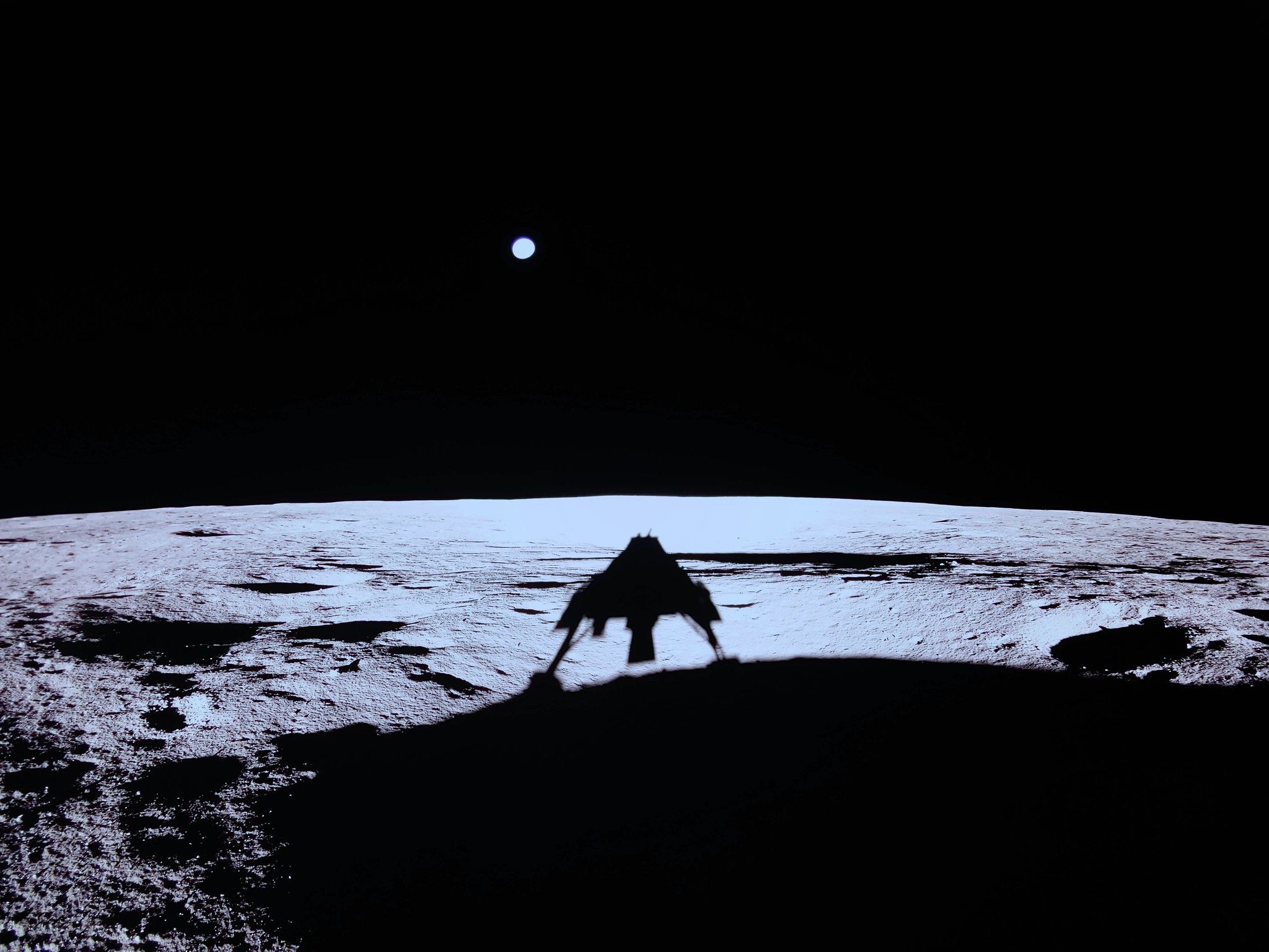 a-private-space-mission-just-successfully-landed-on-the-moon-for-the-first-time