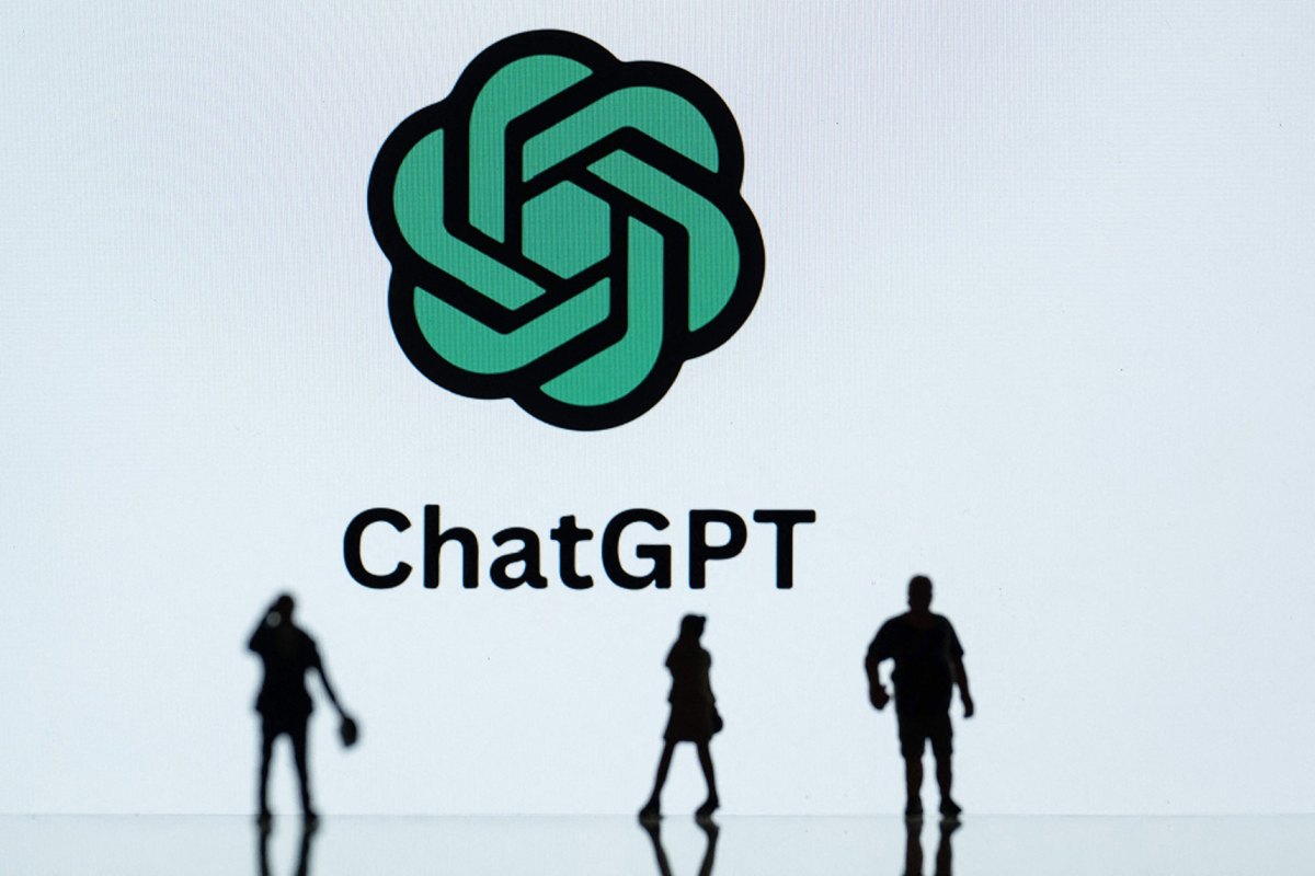 chatgpt-doubled-its-weekly-active-users-in-under-6-months,-thanks-to-new-releases