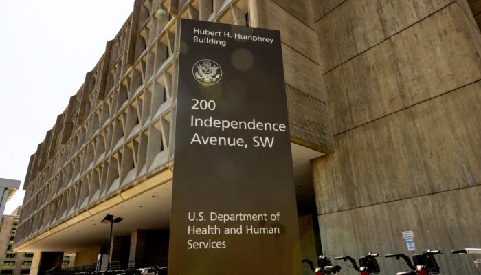 hhs-systems-are-in-danger-of-collapsing,-workers-say