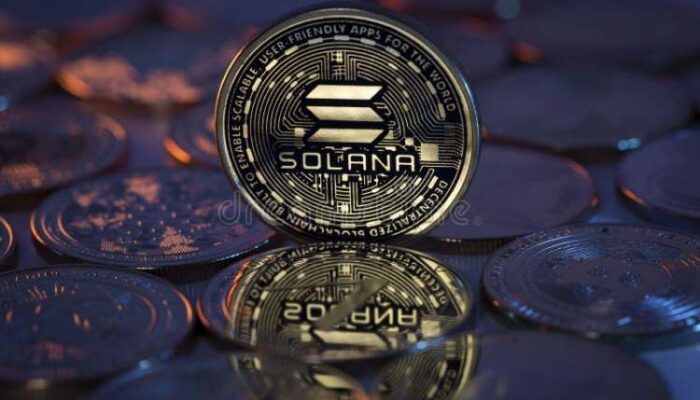 solana-price-bounces-off-critical-support-level-—-is-$2,000-possible?
