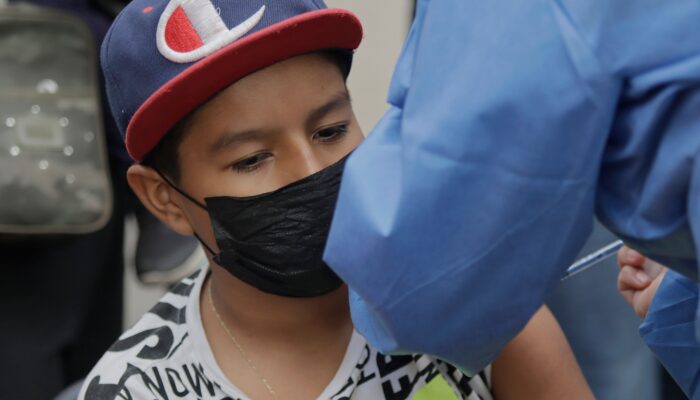 as-measles-cases-surge,-mexico-issues-a-us-travel-alert