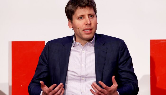 sam-altman’s-eye-scanning-orb-is-now-coming-to-the-us