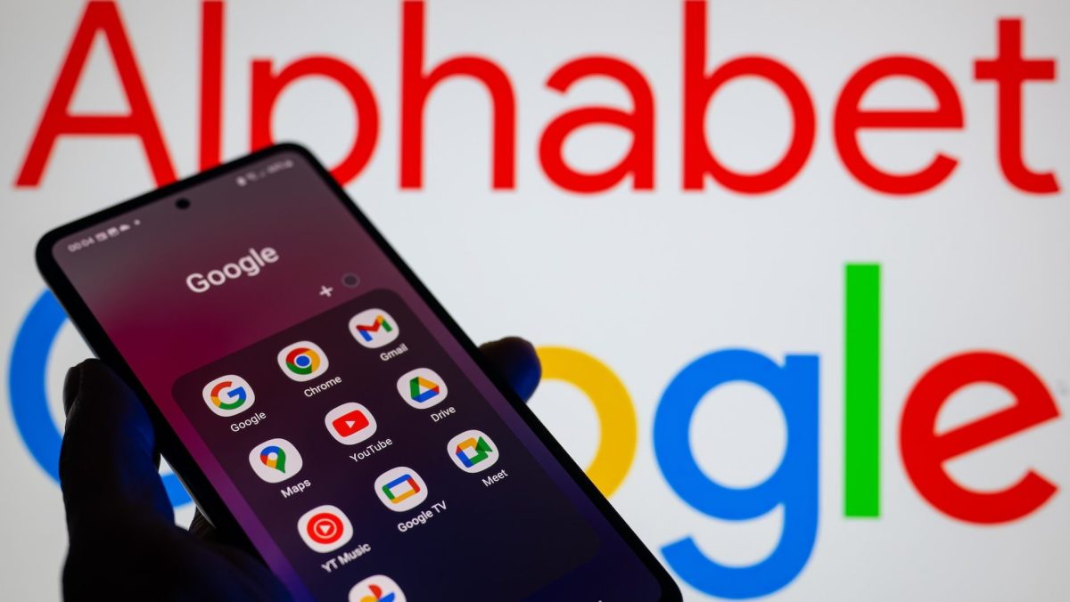 google-is-reportedly-showing-ads-in-chats-with-some-third-party-ai-chatbots