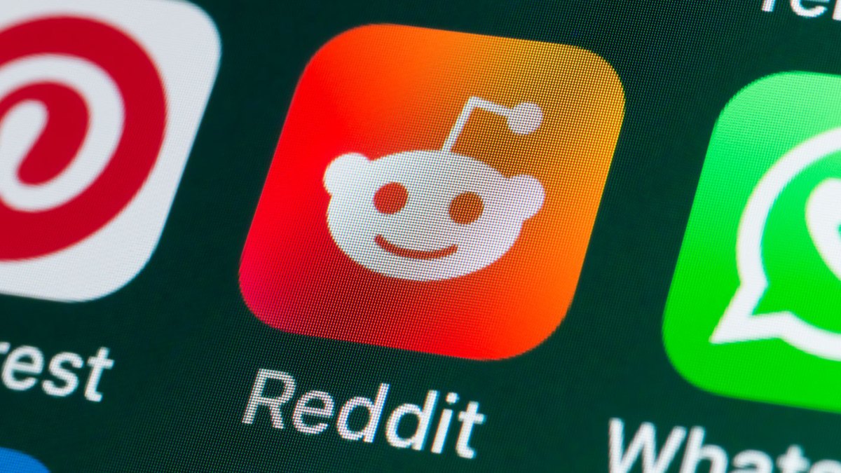 reddit’s-ai-play-is-for-the-google-crowd,-not-just-the-community-scrollers