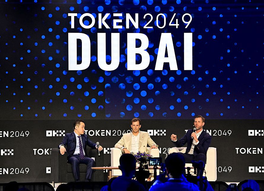 as-trump’s-family-crypto-business-gains-steam,-ethical-concerns-mount