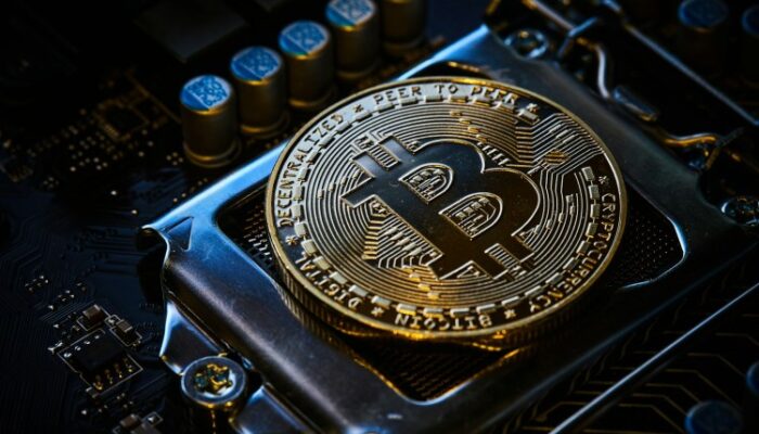 bitcoin-could-see-a-weekend-rally-to-$100,000-–-is-btc-ready-for-new-highs?
