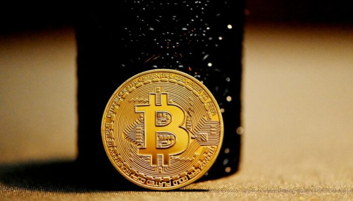 bitcoin-stochastic-rsi-signals-brewing-bullish-momentum-–-ath-incoming?