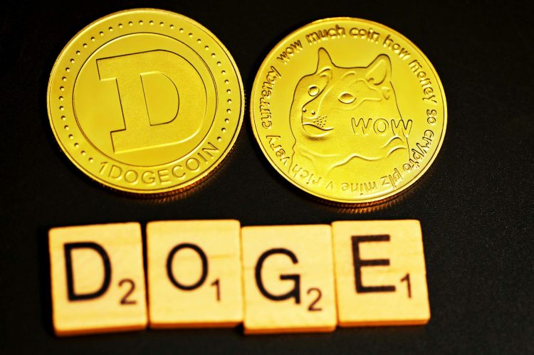 dogecoin-uptrend-intact?-expert-analysis-sparks-bullish-buzz