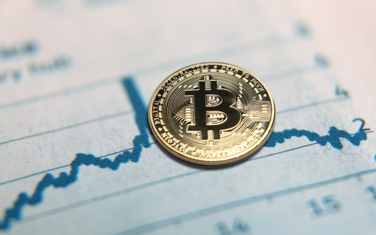 analyst-says-bitcoin’s-most-crucial-support-level-is-at-$91,200-—-what’s-next?
