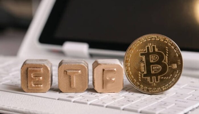 bitcoin-spot-etfs-score-$1.81-billion-in-net-inflows-as-market-revival-continues