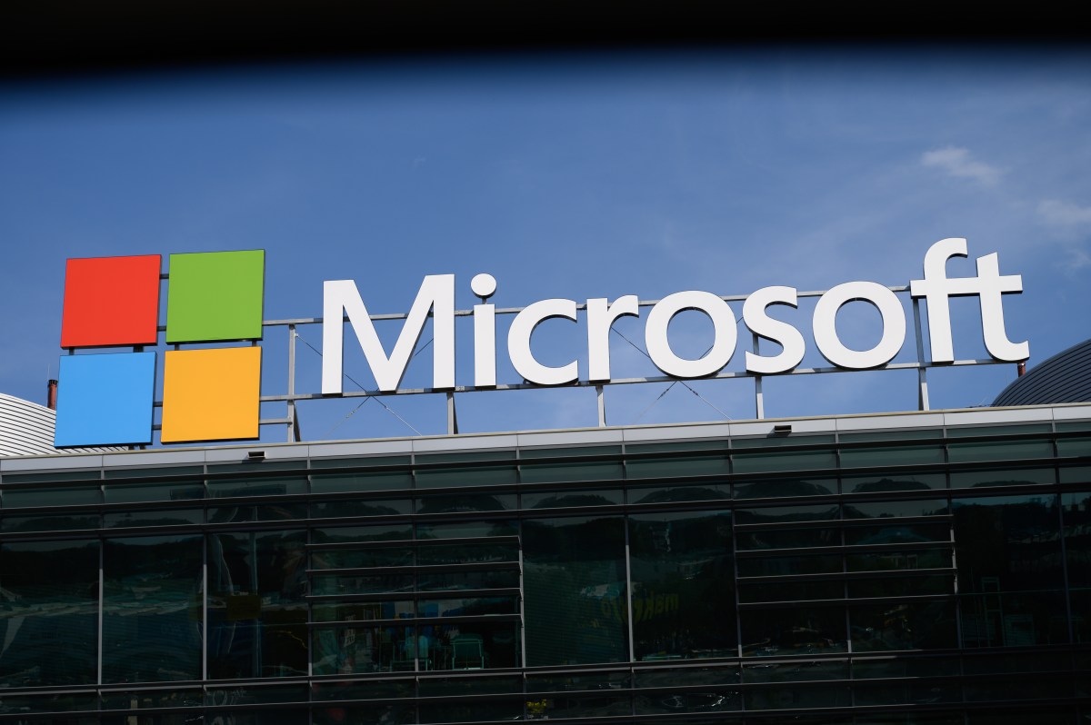 microsoft-adopts-google’s-standard-for-linking-up-ai-agents