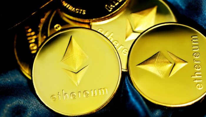 ethereum-surge-above-$2,200-says-bear-market-is-over,-analyst-calls-$5,791-‘easy’-target