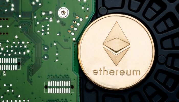 ethereum-surges-past-$2,600:-popular-trader-says-eth-is-leaping-ahead-of-bitcoin