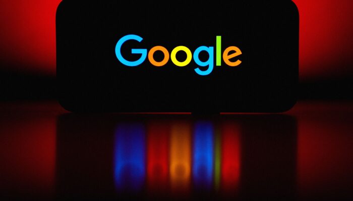 google-is-using-on-device-ai-to-spot-scam-texts-and-investment-fraud