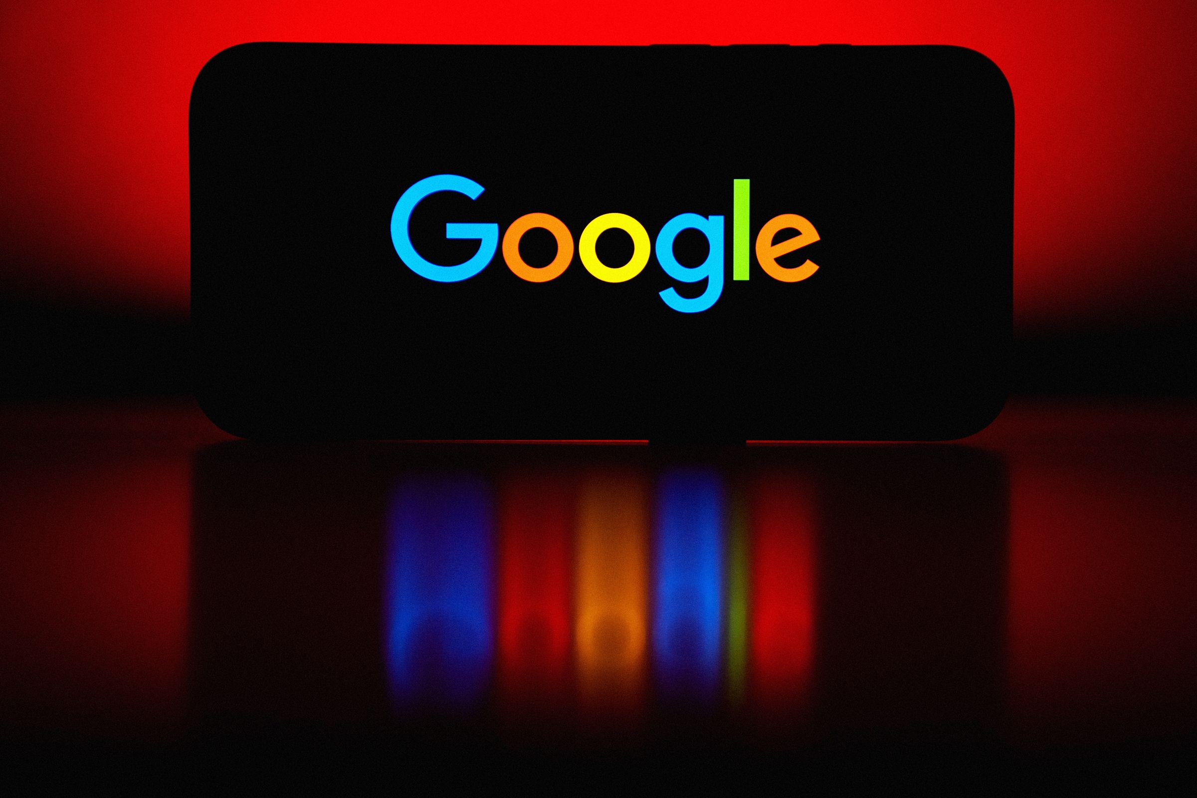 google-is-using-on-device-ai-to-spot-scam-texts-and-investment-fraud