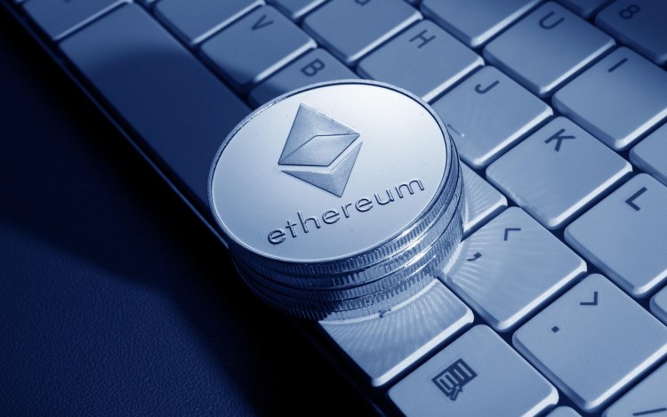 ethereum-looks-ready-to-break-out-of-4-year-consolidation,-analyst-says-price-will-‘go-insane’