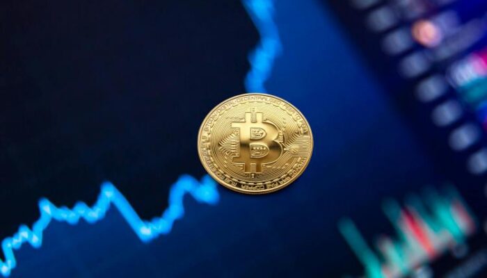 on-chain-data-tips-bitcoin-to-peak-at-$120,000-–-but-on-this-condition