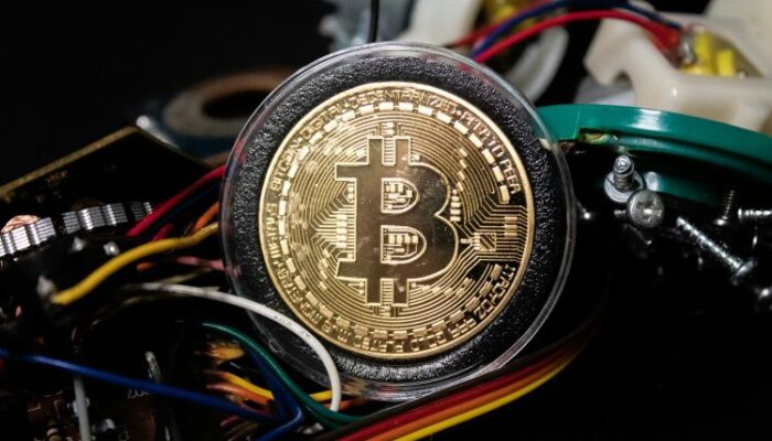 bitcoin-goes-corporate-in-indonesia-with-$100-million-treasury-shift