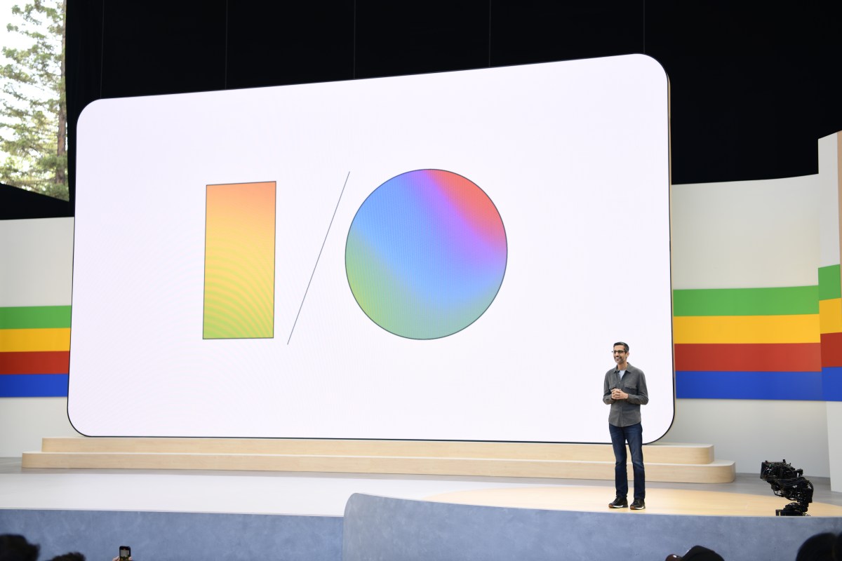 google-shows-off-android-xr-based-glasses,-announces-warby-parker-team-up