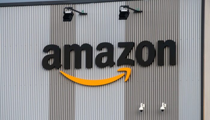 amazon-rolls-out-short-form-ai-powered-audio-product-summaries-for-select-items