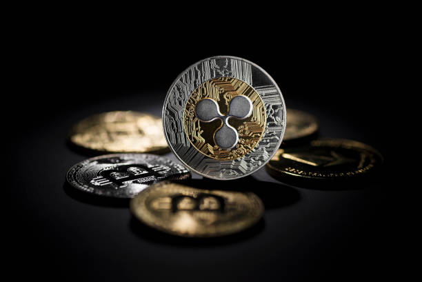 xrp-price-to-see-64,000%-rally-to-$1,700?-analysts-reveal-end-of-year-predictions