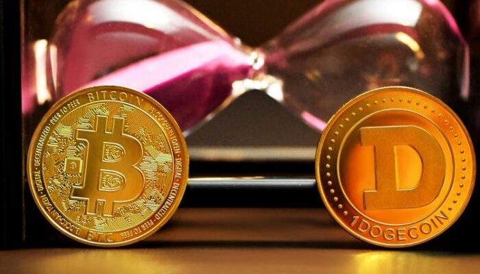dogecoin-weekly-chart-shows-bitcoin-like-movements-that-could-trigger-massive-rally