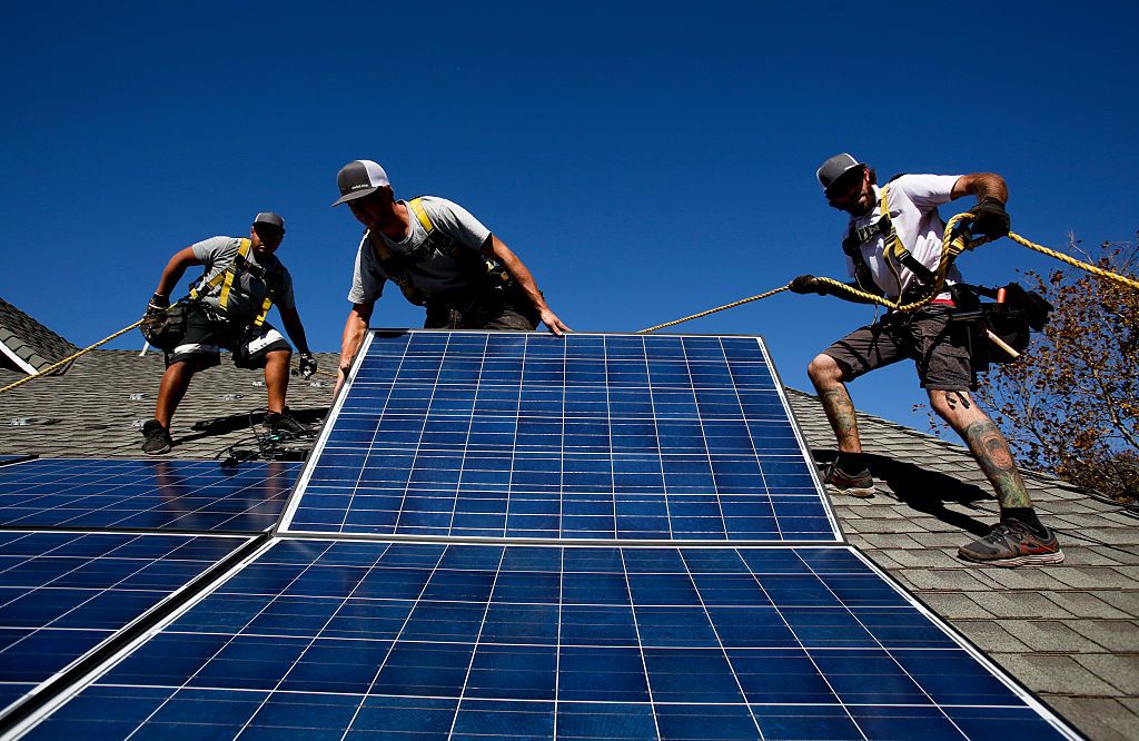want-to-claim-the-solar-tax-credit?-get-installing-now