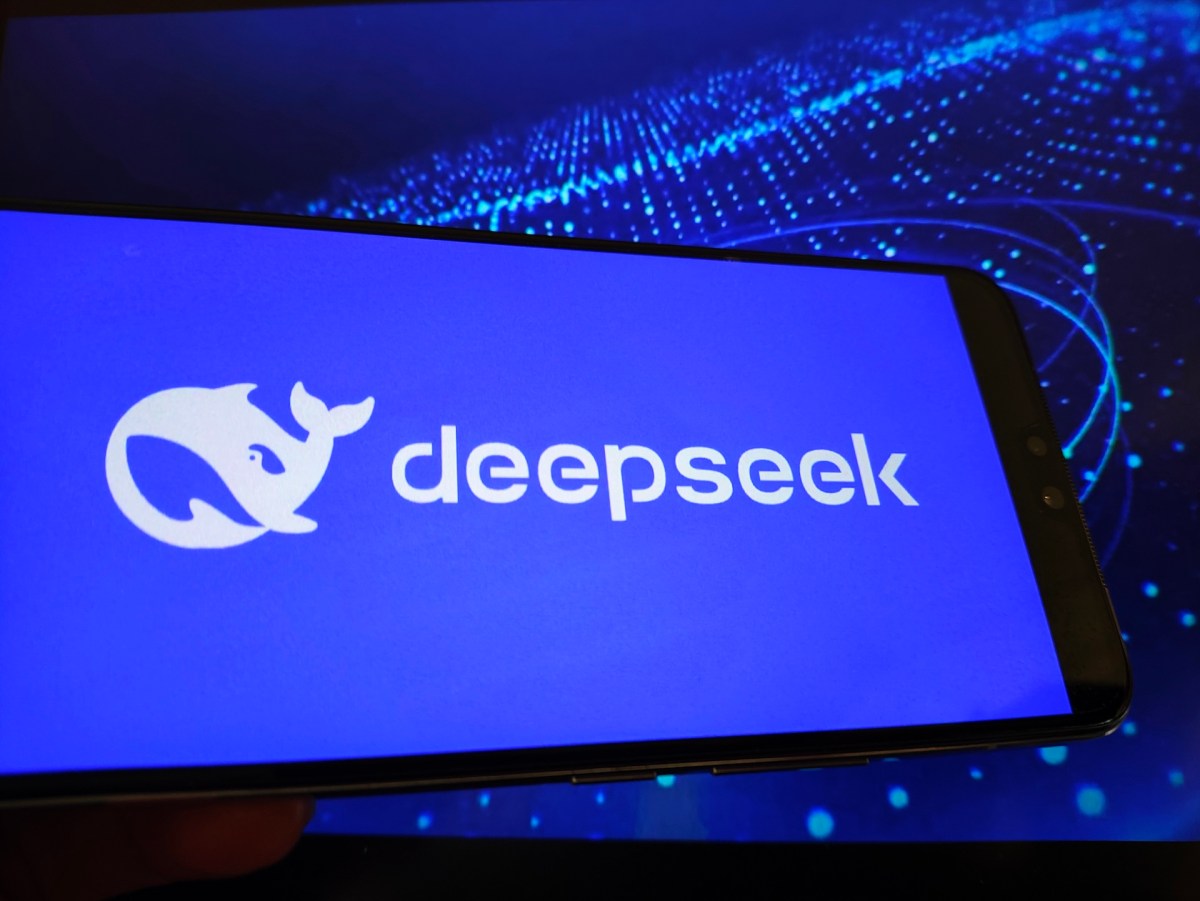 deepseek-updates-its-r1-reasoning-ai-model,-releases-it-on-hugging-face