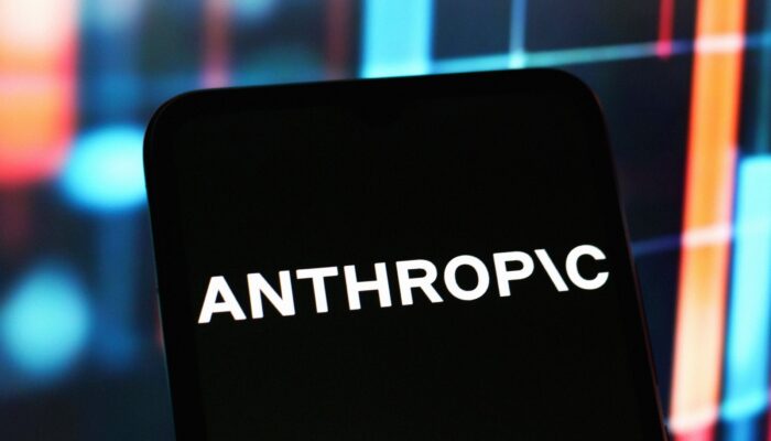 why-anthropic’s-new-ai-model-sometimes-tries-to-‘snitch’