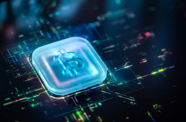 analyst-predicts-big-drop-for-bitcoin-price-as-bearish-pressures-mount-after-$111,000-ath