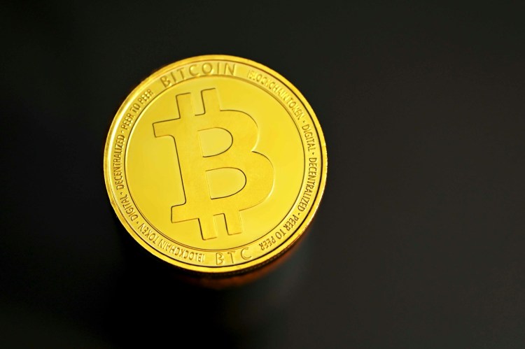 bitcoin-upward-momentum-‘highly-likely’-to-continue,-on-chain-data-shows