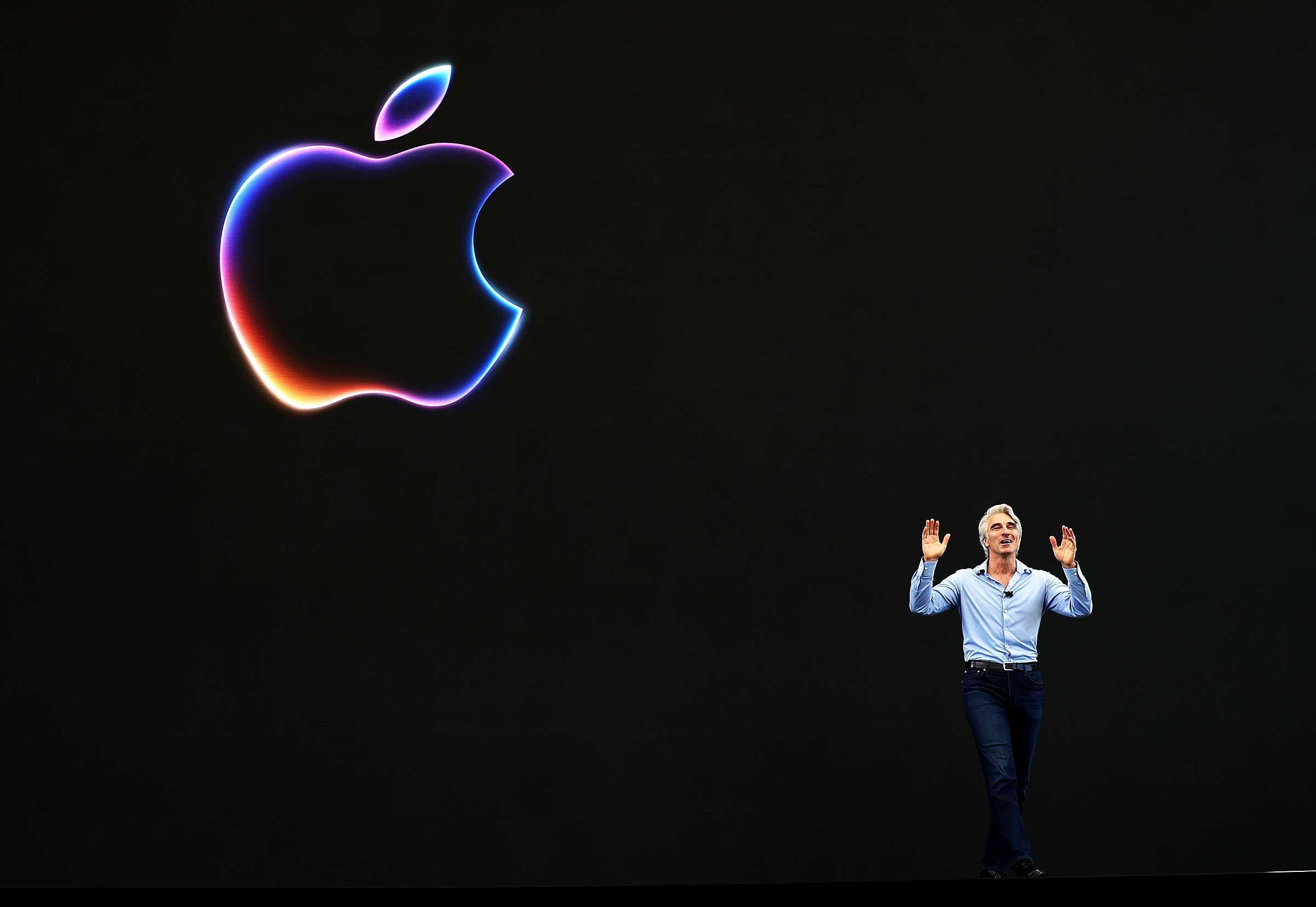 apple’s-big-os-rebrand,-oneplus-embraces-ai,-and-samsung’s-next-folds—your-gear-news-of-the-week