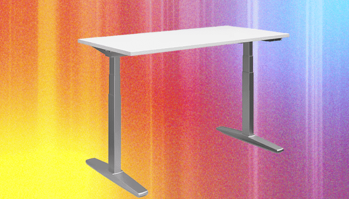 this-staples-standing-desk-isn’t-flashy-but-it’s-reliable-for-the-money