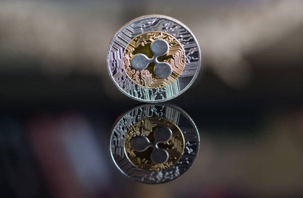 xrp-price-risks-crash-below-$2-as-correction-takes-hold,-here’s-why
