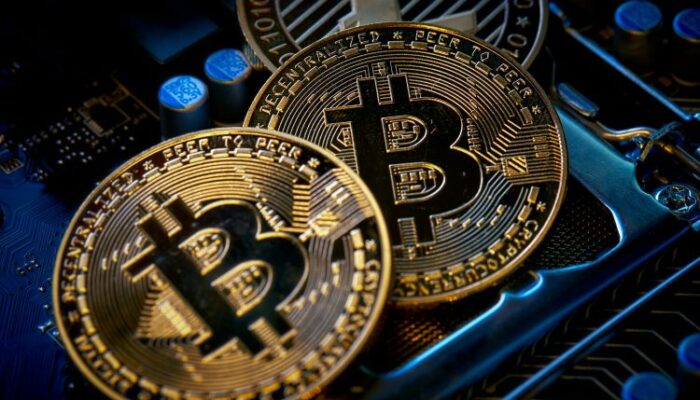 bitcoin-still-bullish,-but-$200,000-off-the-table-and-$137,000-in-sight