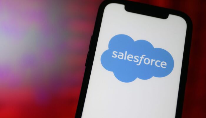 salesforce-buys-moonhub,-a-startup-building-ai-tools-for-hiring
