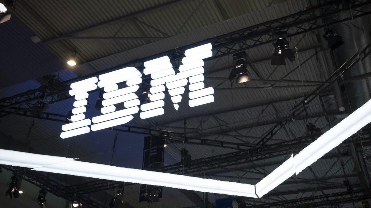 ibm-acquires-data-analysis-startup-seek-ai,-opens-ai-accelerator-in-nyc