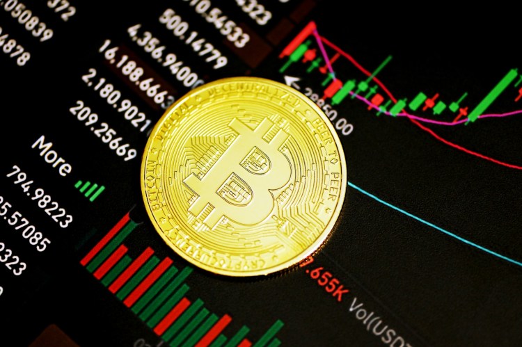 bitcoin-to-face-‘one-last-speed-bump’-before-rally-to-$140,000-–-analyst