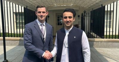 trump’s-top-crypto-advisor-meets-with-pakistan-blockchain-chief-to-discuss-bitcoin
