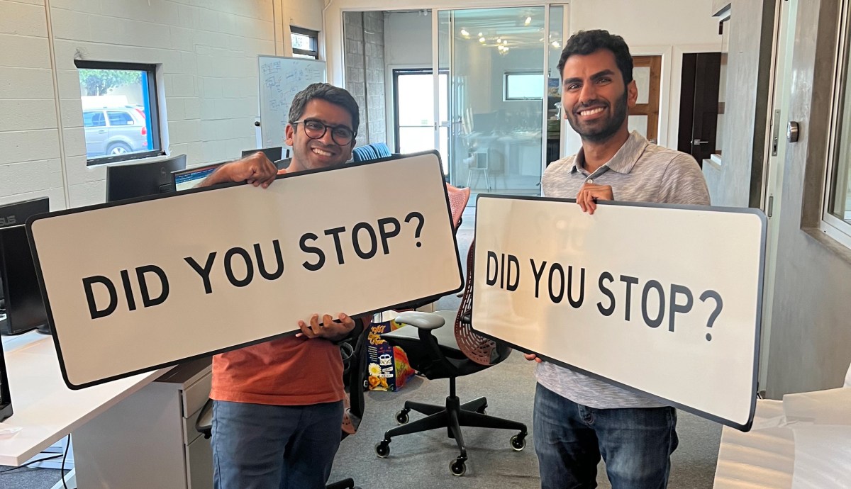 obvio’s-stop-sign-cameras-use-ai-to-root-out-unsafe-drivers