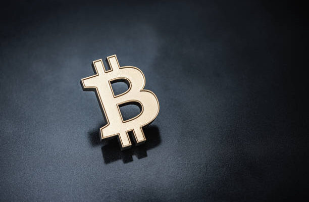 bitcoin-price-crash-to-$100,00-loading:-next-targets-revealed-as-bears-take-over