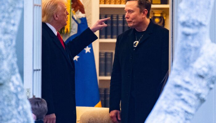 conspiracy-world-thinks-the-musk-trump-breakup-is-a-‘psyop’