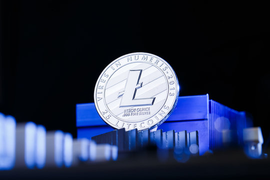 litecoin-wobbles-under-pressure:-can-it-find-footing-below-$87?