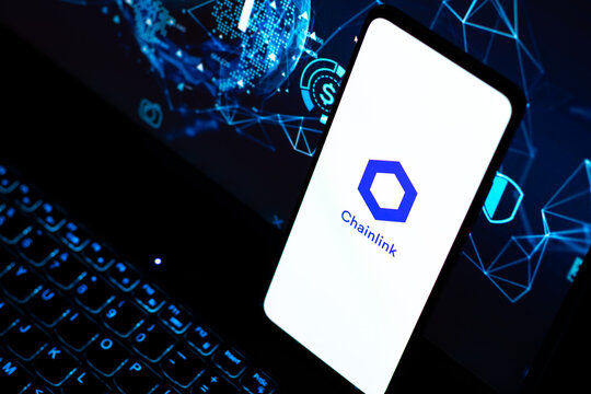 chainlink-bullish-signal-stands-firm,-but-bitcoin-is-calling-the-shots