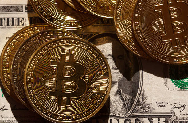 can-bitcoin-price-bounce-to-$120,000-or-will-it-break-below-$100,000?