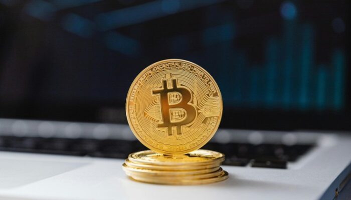bitcoin-stabilizes-at-$104,000-mid-range-as-market-eyes-next-breakout